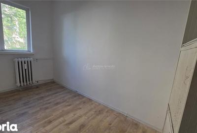 Apartament cu 3 camere decomandat în Valea Rosie - 7