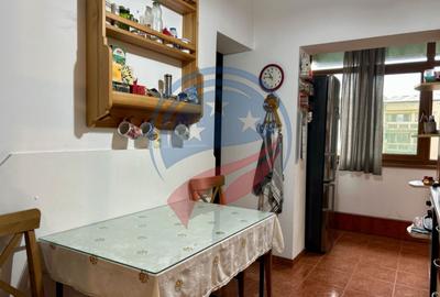 Apartament cu 4 camere decomandat în 1 Mai - 6