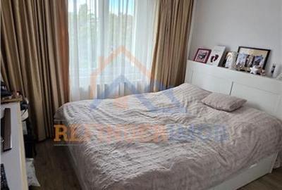 Apartament de vanzare cu 3 camere, zona Piata Alba Iulia - 4