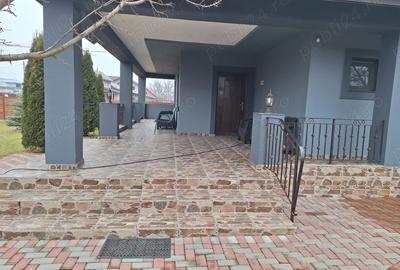 Casă cu 4 camere în Sculeni - 9