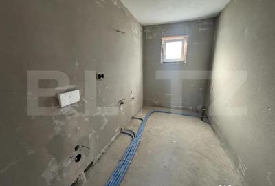 Casă cu 3 camere cu Teren 1300 Mp în Central - 1