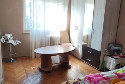 Apartament cu 2 camere decomandat în Lipovei - 4