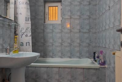 Apartament cu 3 camere decomandat în Zamfirescu - 16