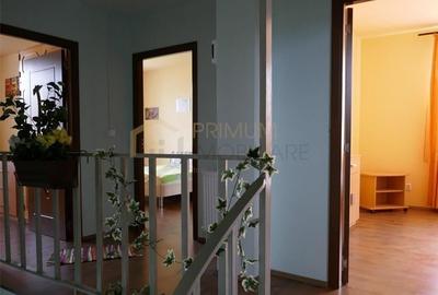 Freidorf - Duplex - 4 Camere -Centrala Proprie - Parcare in Curte - Zona buna