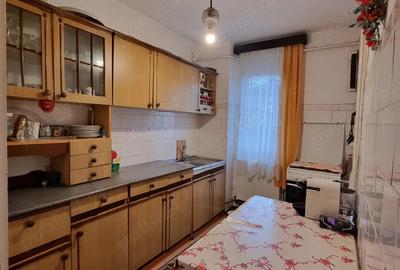 Apartament cu 3 camere semidecomandat în Govândari - 9