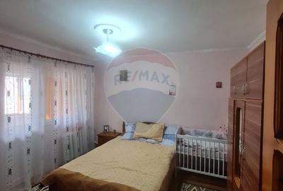 Apartament cu 2 camere decomandat în Est - 9