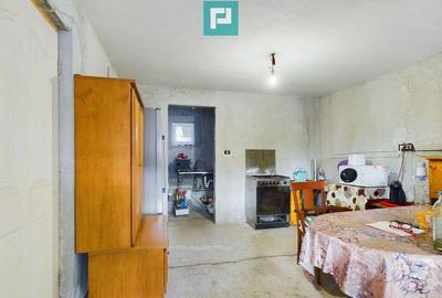 Casa cu 4 camere + anexe in ?ofronea - 22