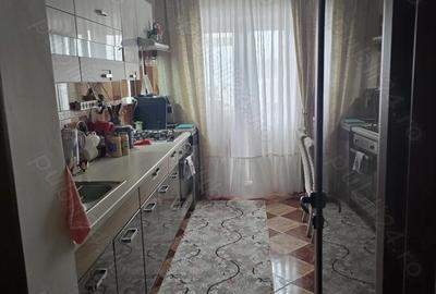 Apartament cu 3 camere decomandat în Central - 4