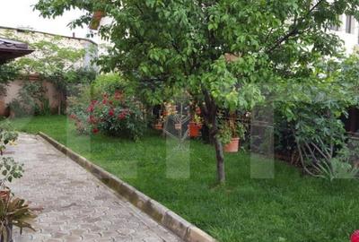 Vila cu 11 camere, 450 mp, teren cu 620 mp, 2 locuri de parc - 7