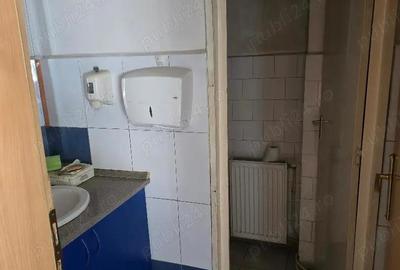 Chirie SP. Comercial , Decebal-OMV, Sc 142 mp , vitrat , zona circulata - 11