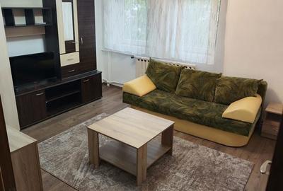 Garsonieră decomandată în Decebal - 2