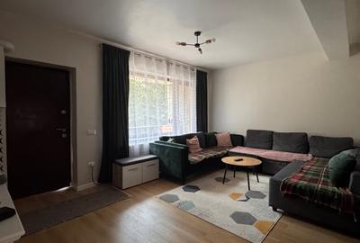Apartament cu 3 camere semidecomandat, mobilat în Sud - 1