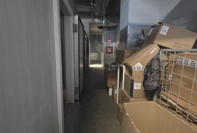 Piata Victoriei 638 mp vitrina 18 m vizibilitate buna - 9