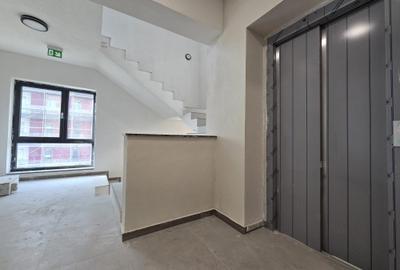 Apartament cu 4 camere decomandat în 1 Decembrie 1918 - 2