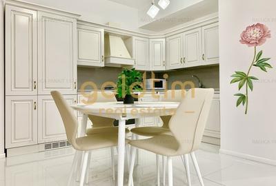 Apartament cu 3 camere semidecomandat, mobilat în Pipera