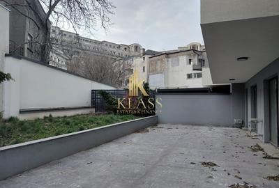 Apartament cu 4 camere în P-ța Unirii - 3