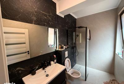 Casă cu 3 camere cu Teren 400 Mp în Domnești - 2