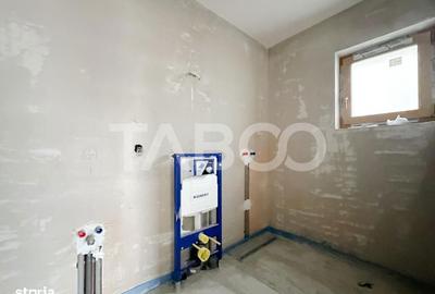 Casă cu 4 camere cu Canalizare în Între Lacuri - 8