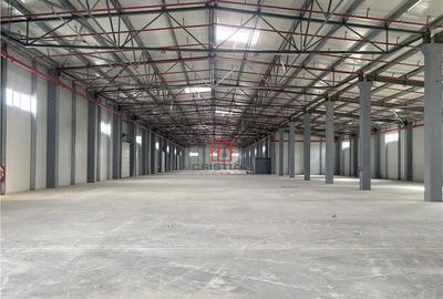 Spațiu comercial, de 4,260 mp, în Central - 15
