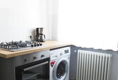 Garsonieră decomandată în Romană - 8