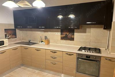 Inchiriez Apartament 3 camere, 111 mp, parcare, Mall Vitan, Proprietar - 1