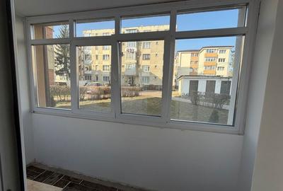 Apartament cu 2 camere decomandat în Central - 2