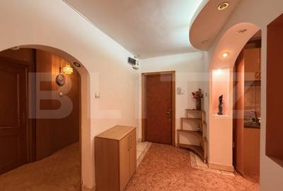 Apartament cu 4 camere decomandat, mobilat în Rovine - 14