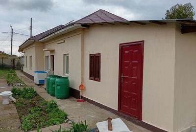 Casă cu 4 camere în Caracal - 1