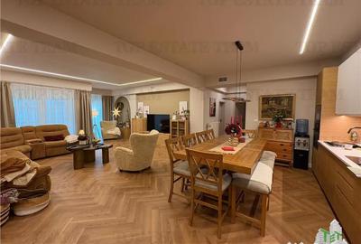 Apartament cu 3 camere decomandat în Central - 17