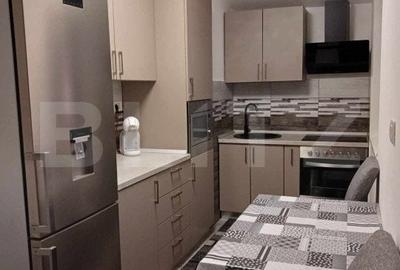 O locuinta versatila, cu doua apartamente independente, Zona  Fabric