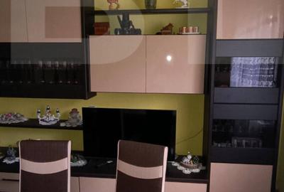 Vand casa la Nadrag zona linistita foarte aproape de centru - 6