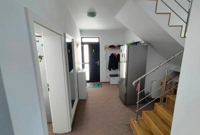 Duplex cu 4 camere cu Canalizare în Rediu - 8