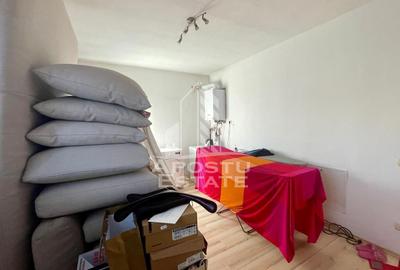 Vila cu terasa si piscina in Zadareni - 26