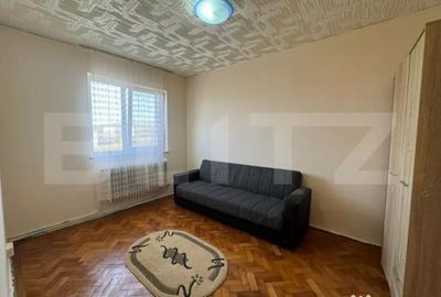 Apartament cu 3 camere semidecomandat în Central - 10