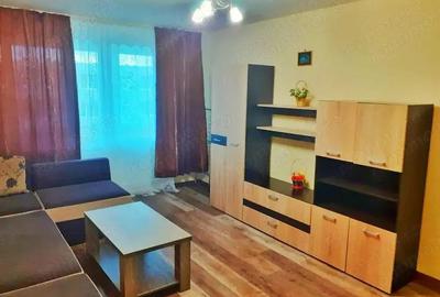 Apartament cu 2 camere semidecomandat în Cetății
