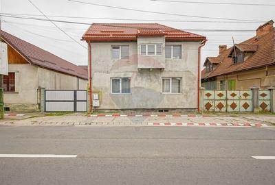 Comision 0% | De vânzare – Apartament la casă, parter | Săcele – Zona - 1