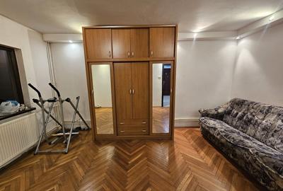 Apartament cu 4 camere decomandat, mobilat în Inel I - 10