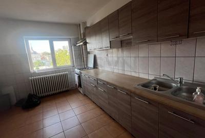 REA1025291 Apartament 5 camere l Decomandat l Unirii - 7