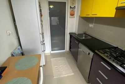 Apartament cu 2 camere decomandat în Titan - 5