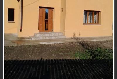 Casă cu Teren 5700 Mp în Stolniceni-Prăjescu - 2