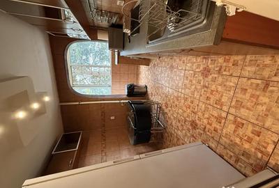 Apartament cu 3 camere semidecomandat în Giulești - 4