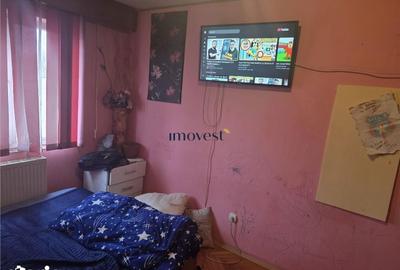 Apartament cu 3 camere decomandat în Micro 15 - 2