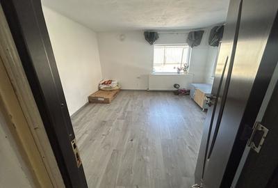 Casă cu 3 camere în Bariera Vâlcii - 5