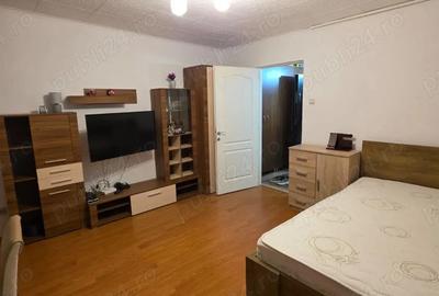 Garsonieră decomandată în Central - 1