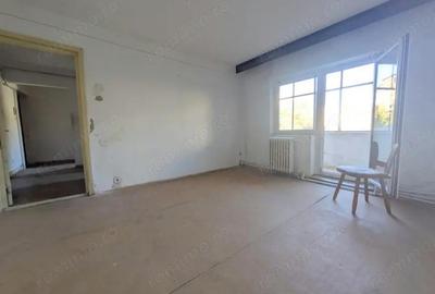 Str Carpati - Piata Sud, Apartament 3 camere, etaj 2/4, bucatarie mare - 7