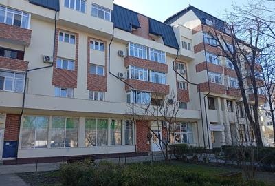 Apartament cu 3 camere decomandat în Central - 3