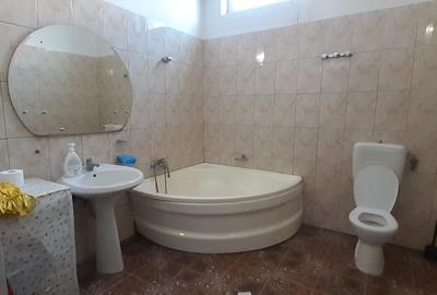 Inchiriere casa cu garaj pentru firmă, birouri - 3