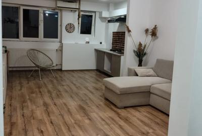 Garsoniera spatioasa bucatarie open-space langa Kaufland