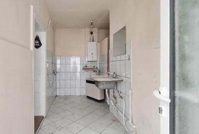 Casă individuală cu 3 camere cu Canalizare în Brașovul Vechi - 3