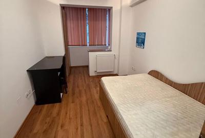 Apartament cu 3 camere decomandat în George Enescu - 10